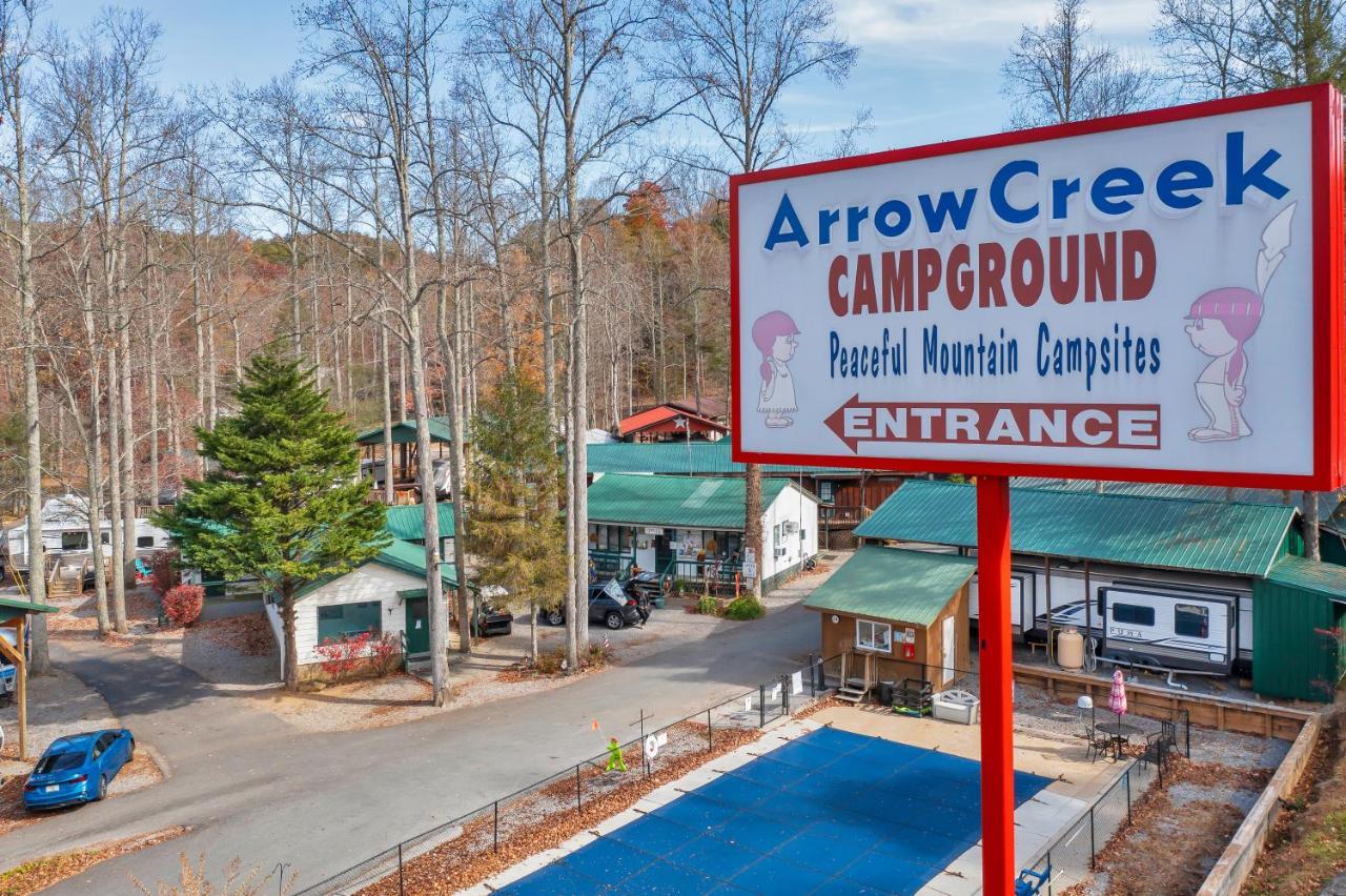 Arrow Creek Camp And Cabins แกตลิงเบิร์ก ภายนอก รูปภาพ